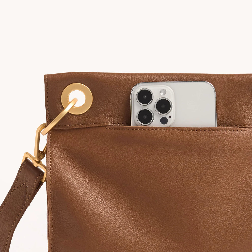 The Tony Medium - Mahogany Pebble